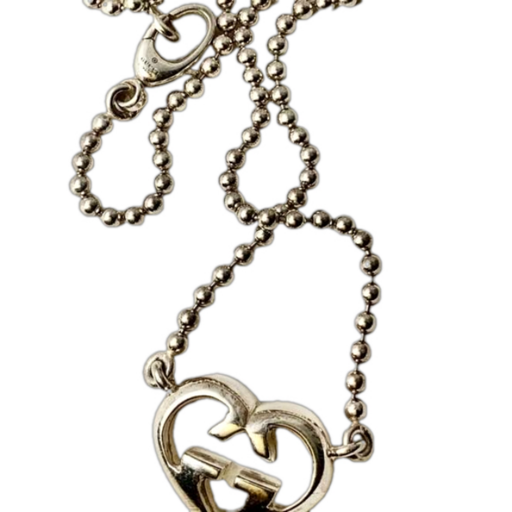 Gucci heart shaped interlocking necklace